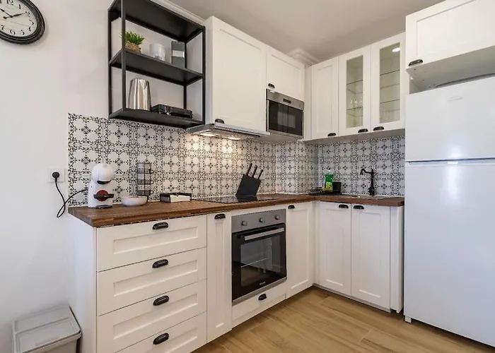 Cosy In Albufeira, Oura St البوفيرا