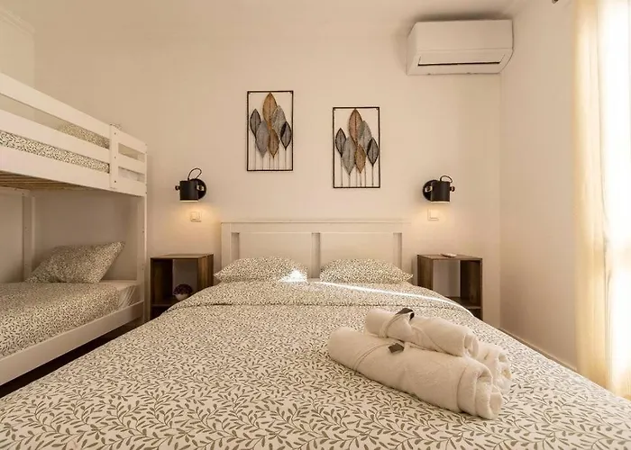 Cosy In Albufeira, Oura St شقة